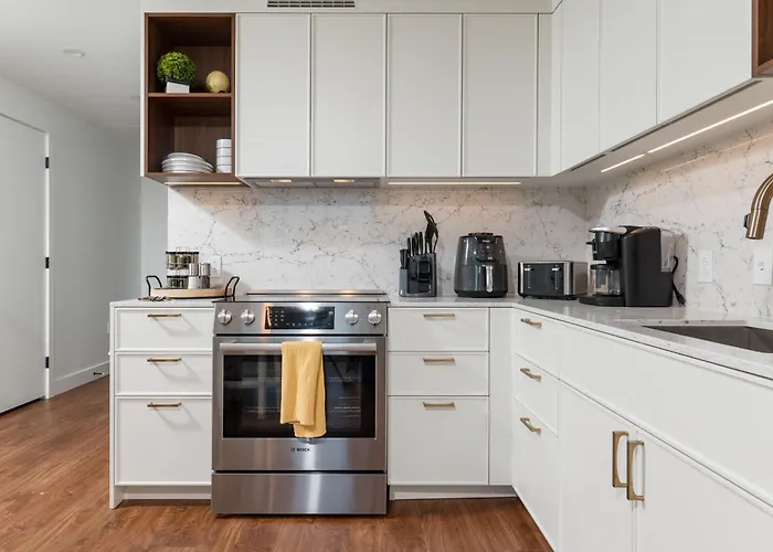 Luxury 2Br Backbay Boston Common T-Station Roof Top Lounge Gym